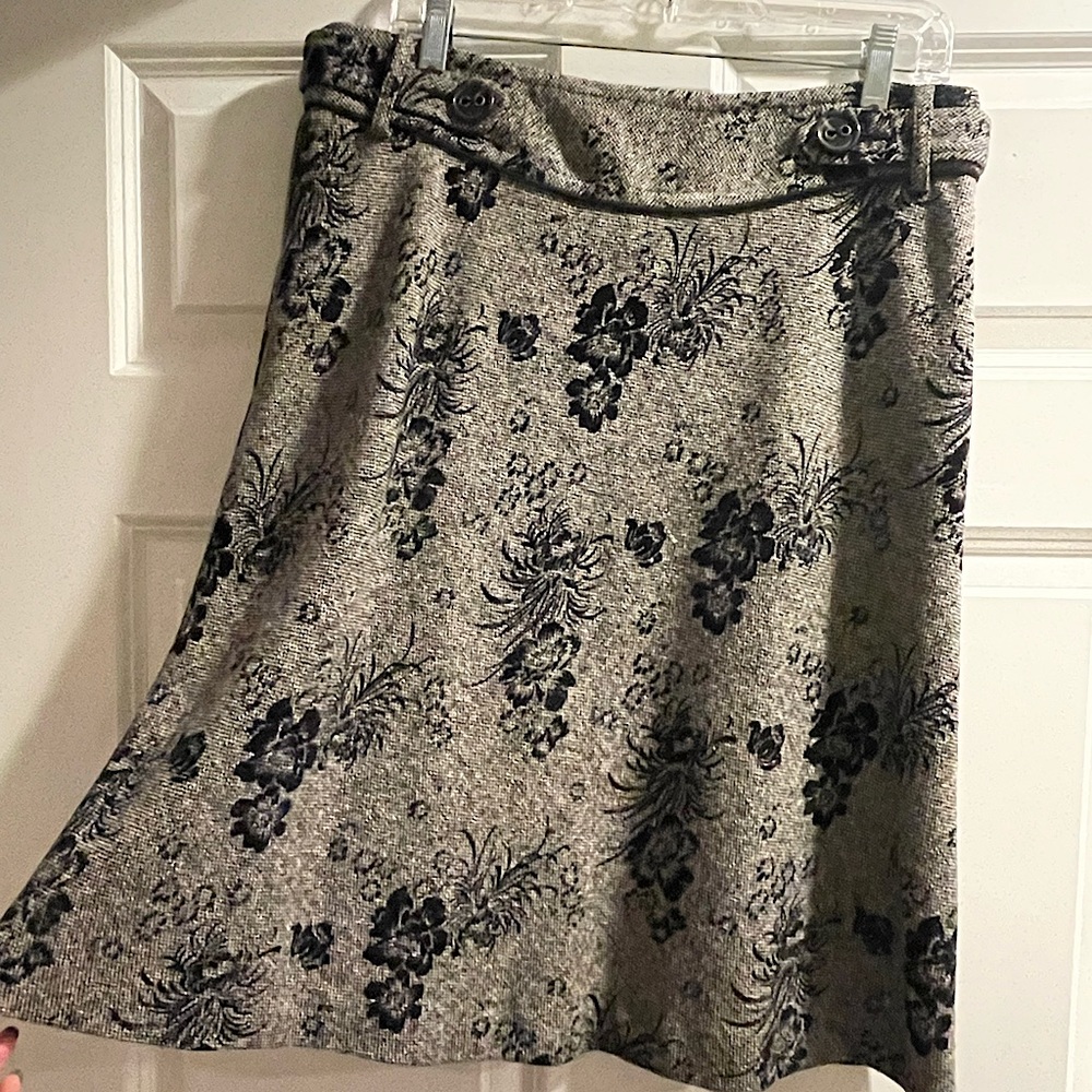 Provence D’amour Floral Black Skirt